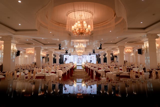 Complete Guide to Hosting Events & Staying Comfortably in Vaishali Ghaziabad